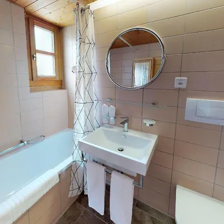 Maurus A4 アパート